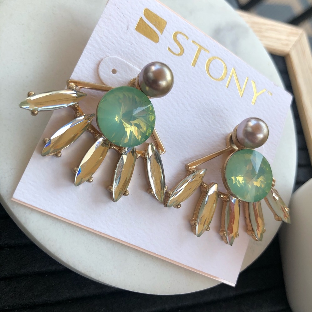 Beautiful Rhinestone Earrings - Picture 8 of 17